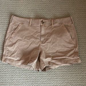 american eagle khaki shorts
